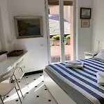 Serenas Side With Parking And Ac مونتيروسّو ال ماري