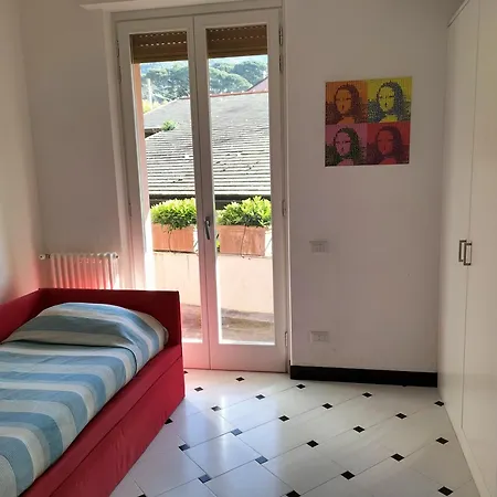 Serenas Side With Parking And Ac דירה *