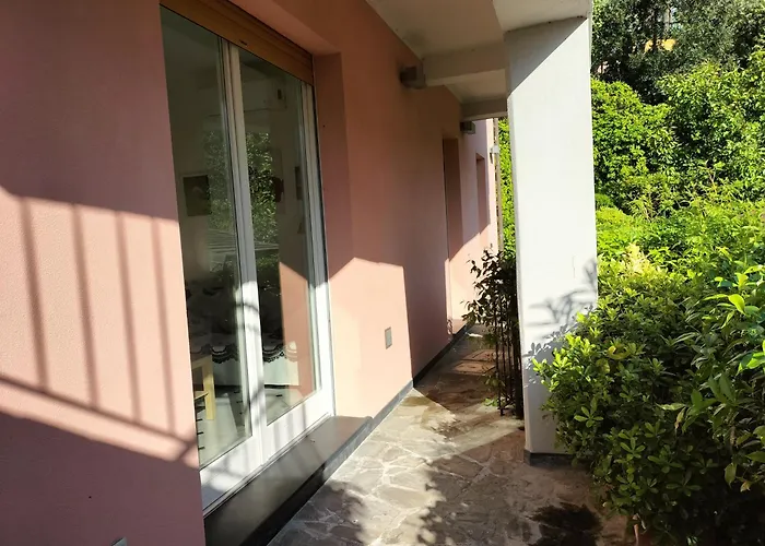 Serena's Side With Parking And Ac