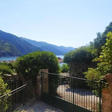 Apartment Serena's Side With Parking And Ac *