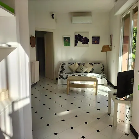 Serena's Side With Parking And Ac Appartement Monterosso al Mare