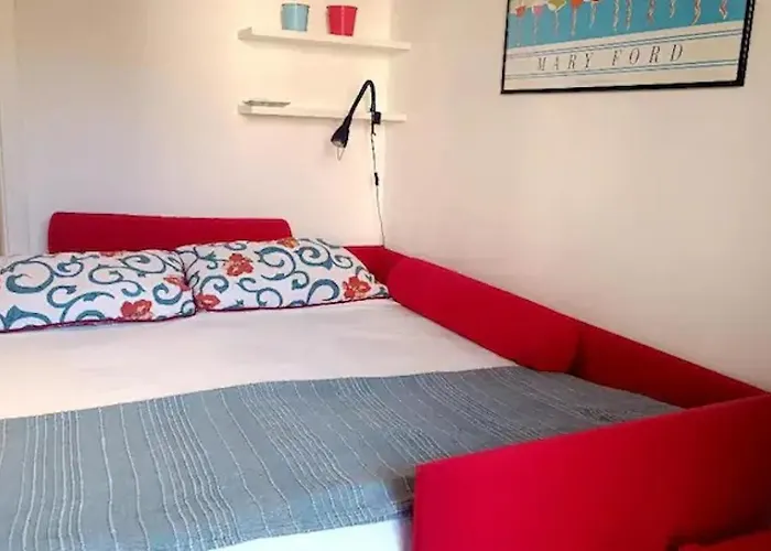 아파트 Serenas Side With Parking And Ac 몬테로소 알 마레