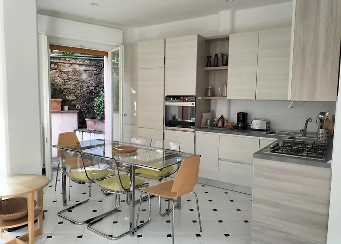 Serenas Side With Parking And Ac Appartamento *